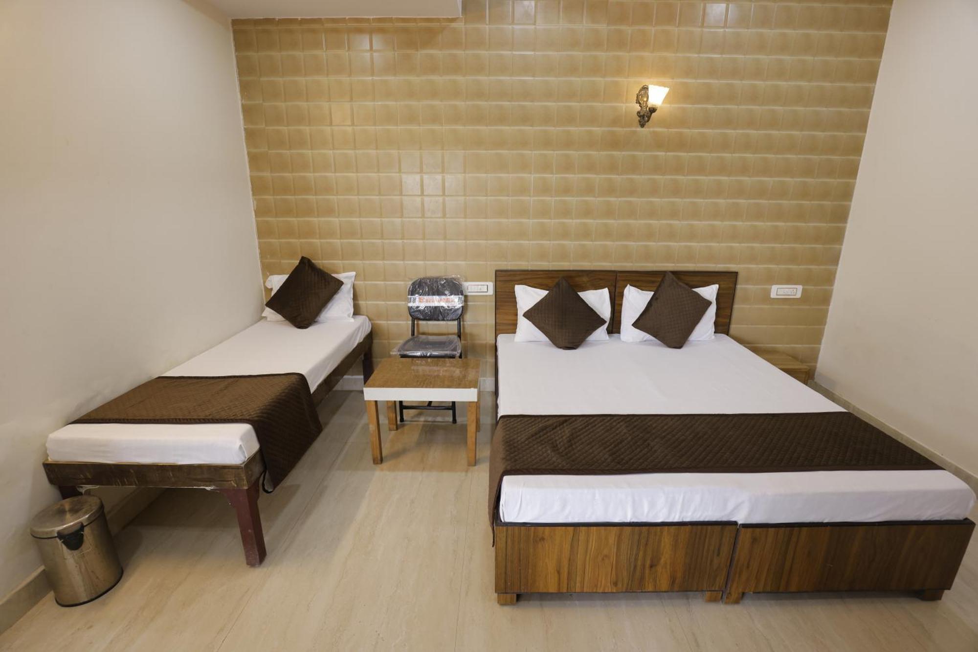 Basil Inn Home Stay Walking Distance From Taj Mahal Agra Агра Экстерьер фото