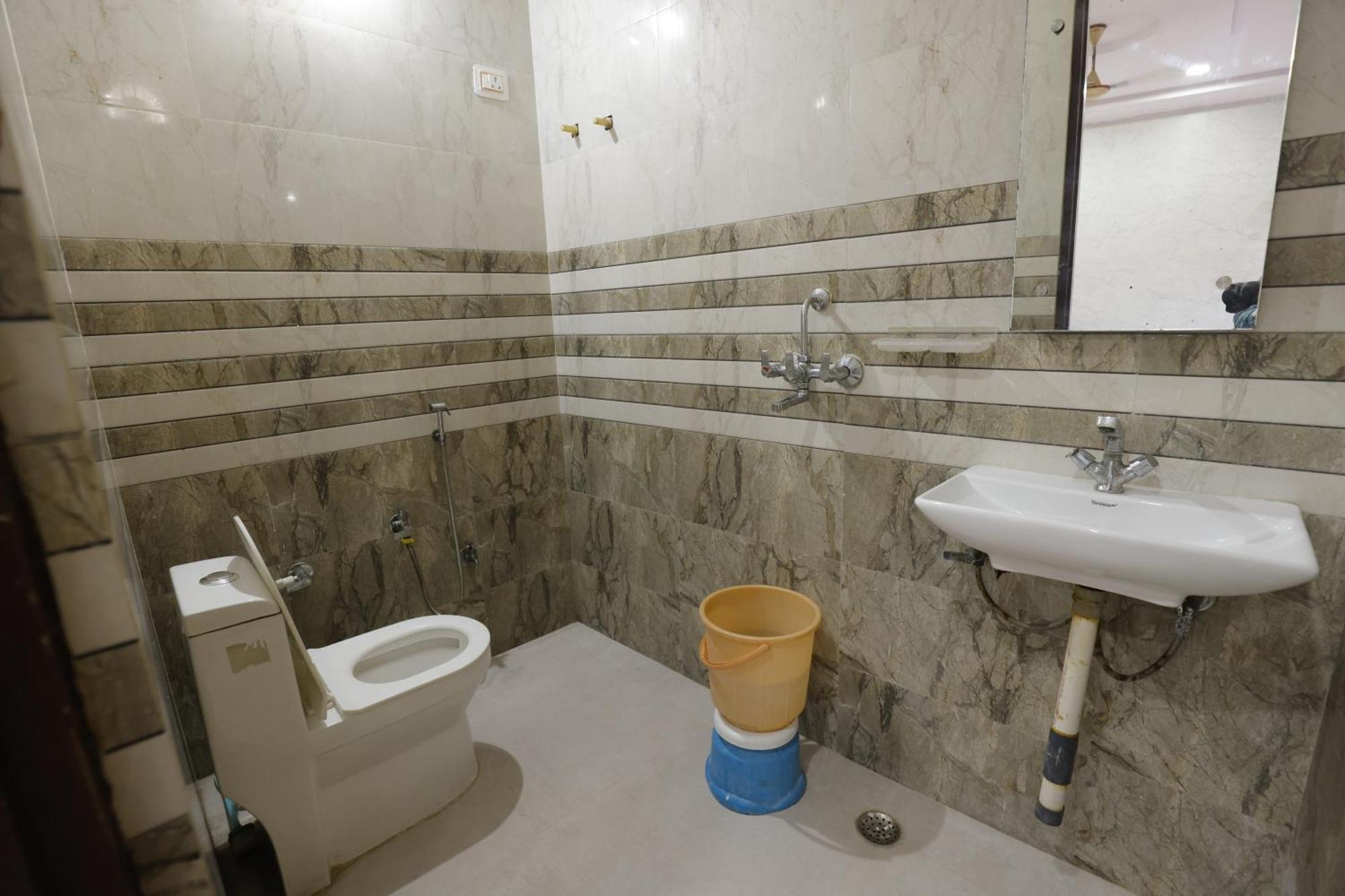 Basil Inn Home Stay Walking Distance From Taj Mahal Agra Агра Экстерьер фото